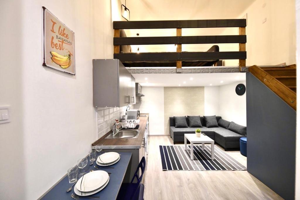 Cosy Flat In Kiraly Str, King Διαμέρισμα Βουδαπέστη Εξωτερικό φωτογραφία